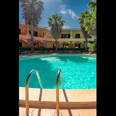 Tranquil Village 1 Bedroom B4p-premier Sleeps 4 Persons Apartment