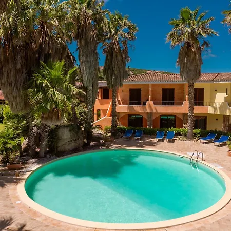 Apartment Tranquil Village 1 Bedroom B4p-premier Sleeps 4 Persons